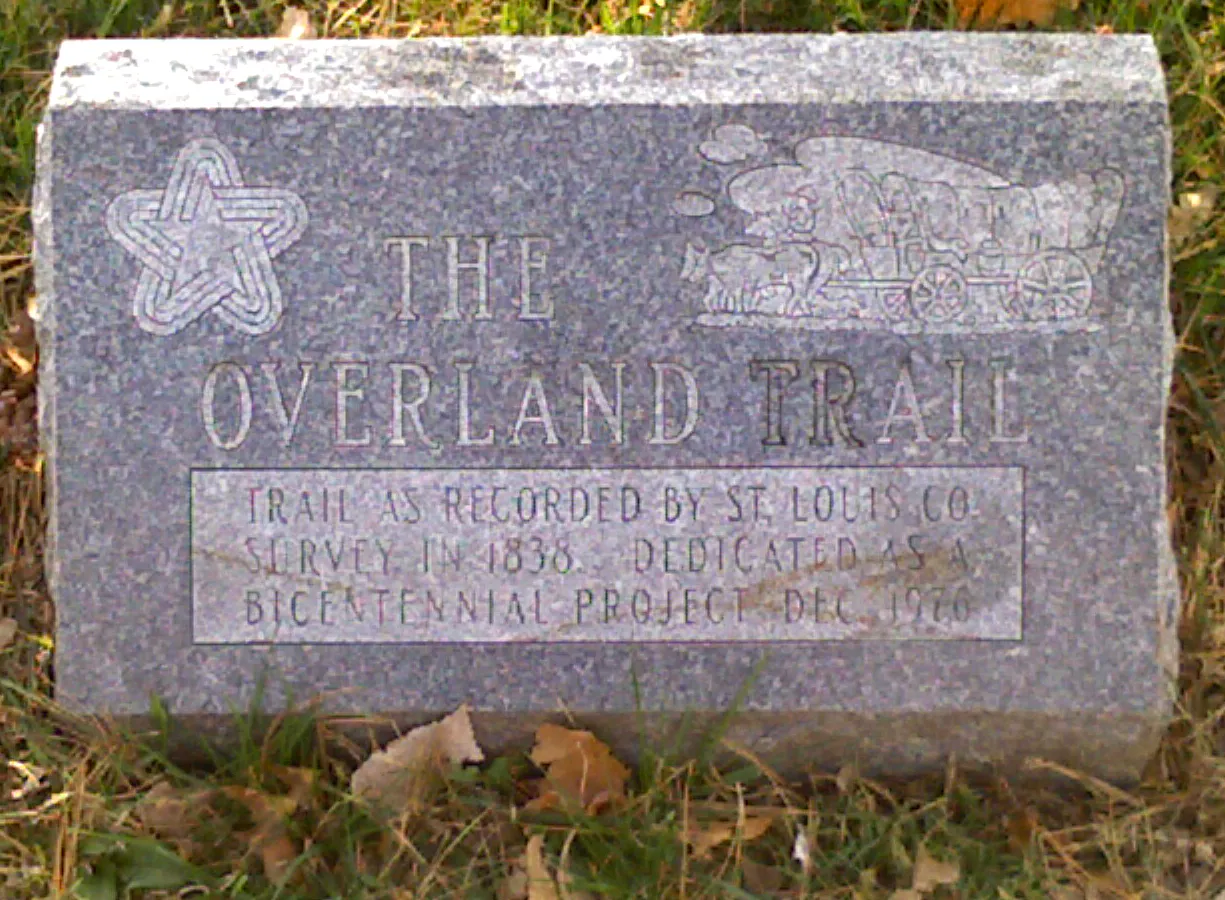 Marker commemorating the beginning of the Overland Trail, Overland, MO