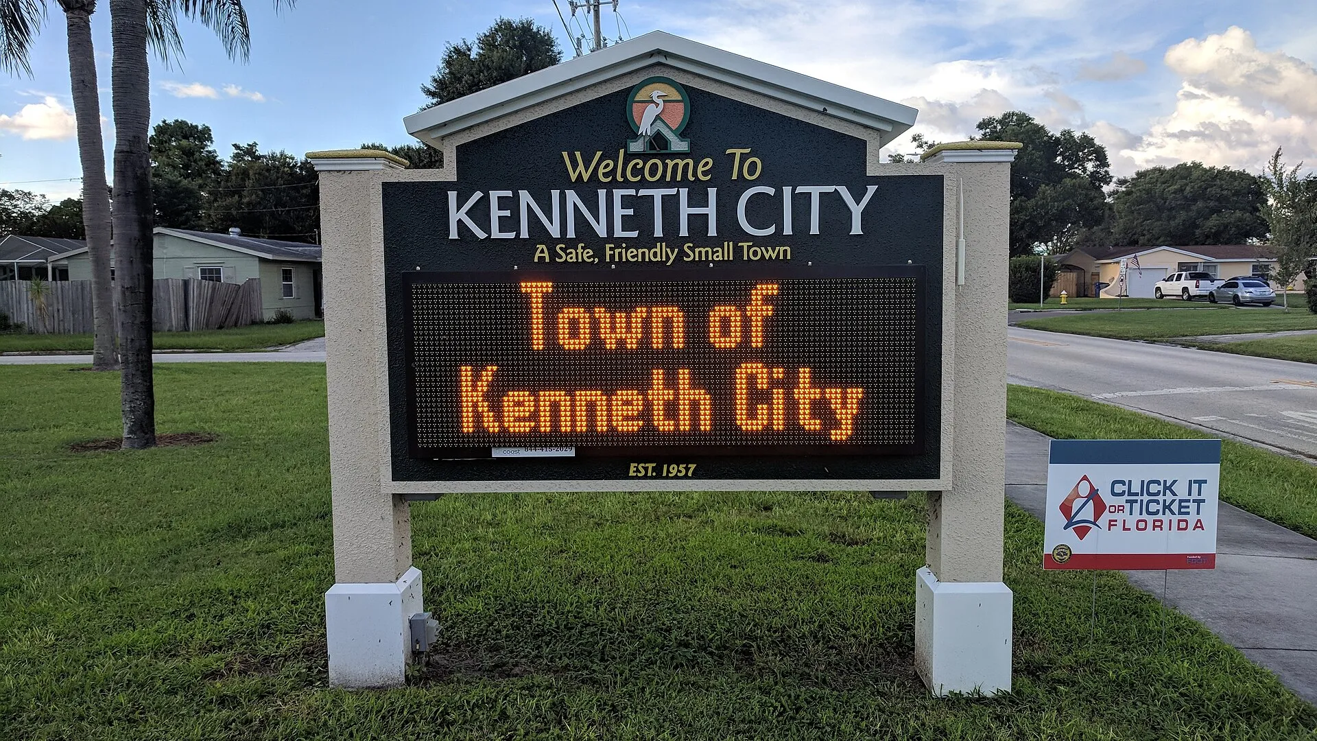 Welcome sign at Kenneth City.