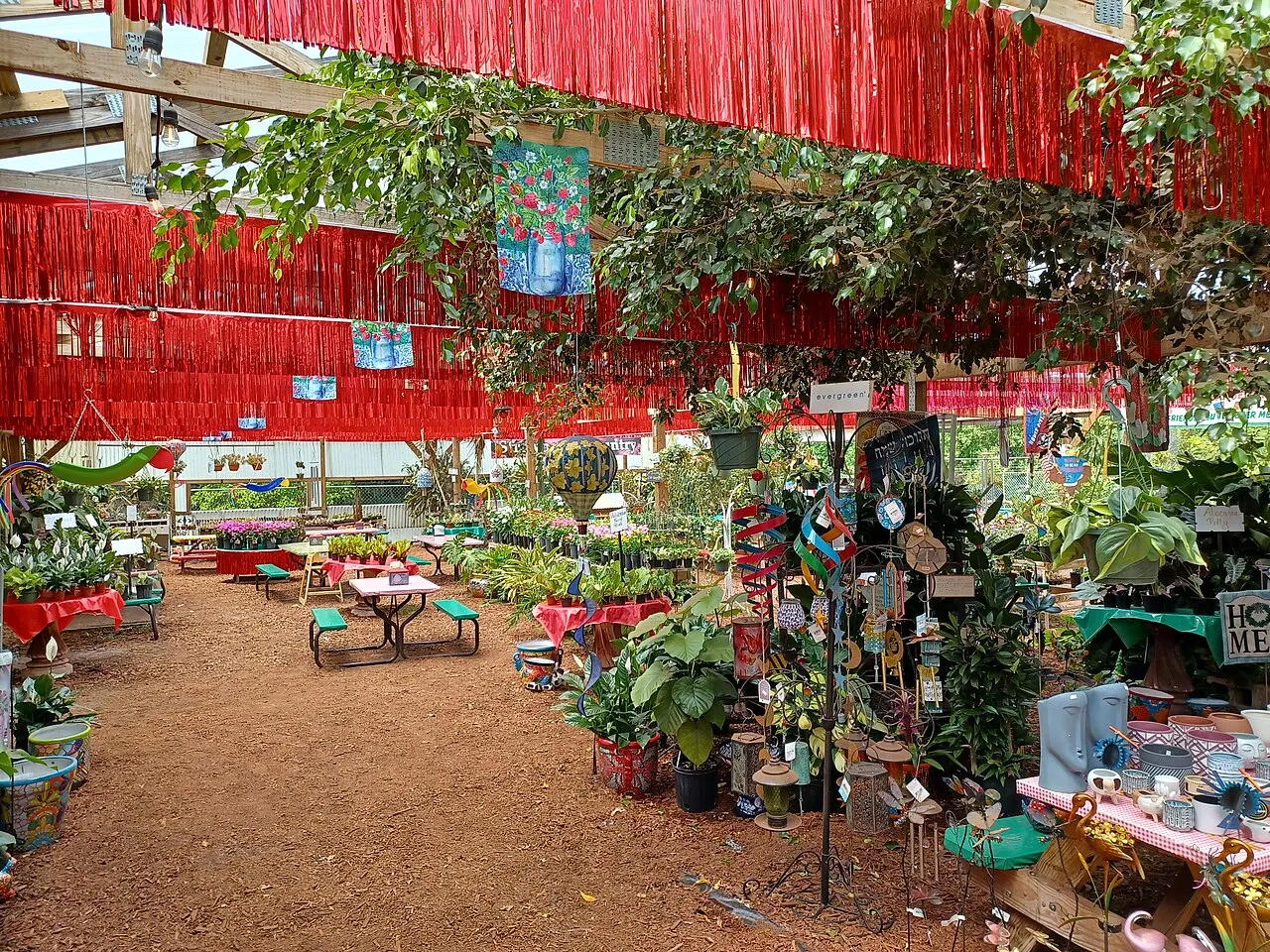 Parkesdale Farm Market in Plant City, Florida, United States.