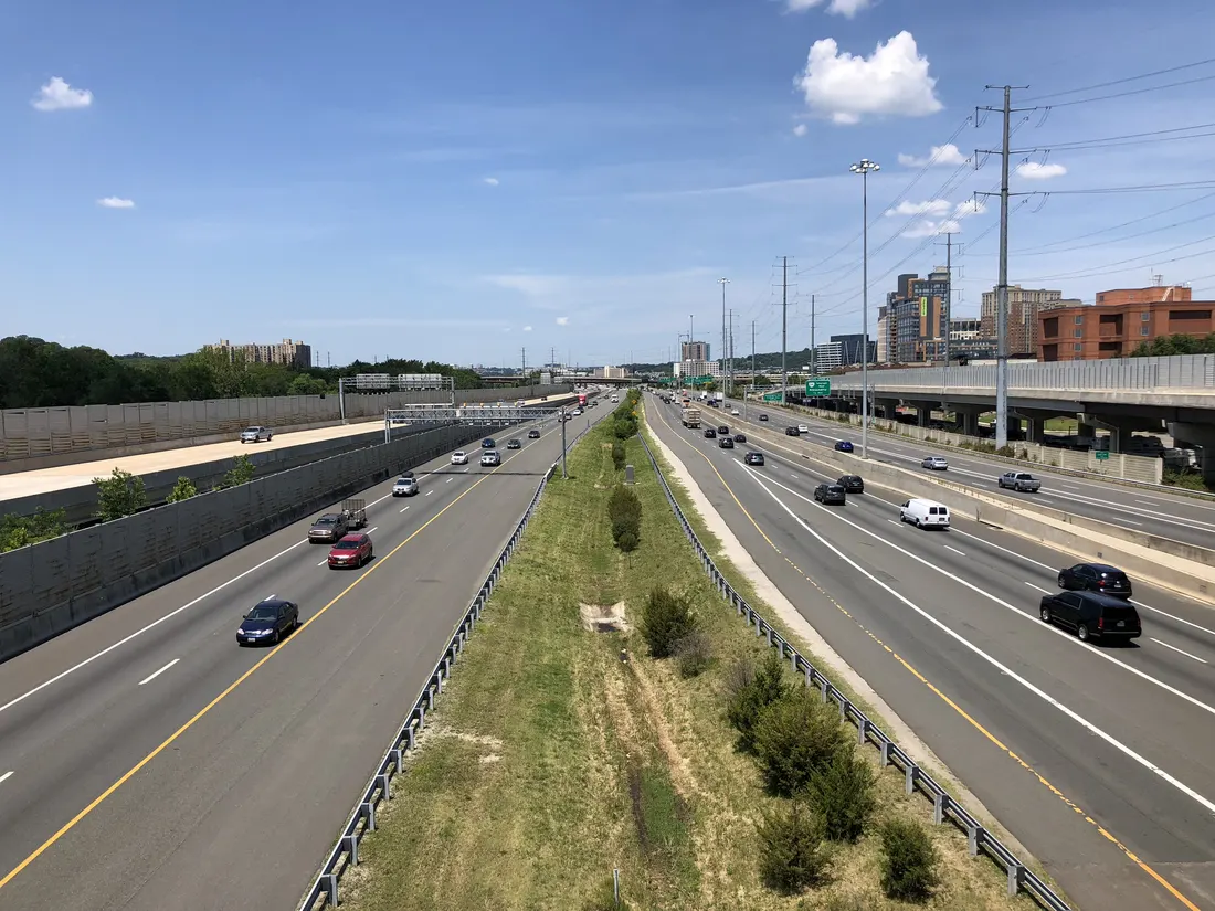 View south along Interstate 95 and west along Interstate 495 (Capital Beltway) from the overpass for the ramp connecting Mill Road to Interstate 95 northbound and Interstate 495 eastbound in Alexandria, Virginia