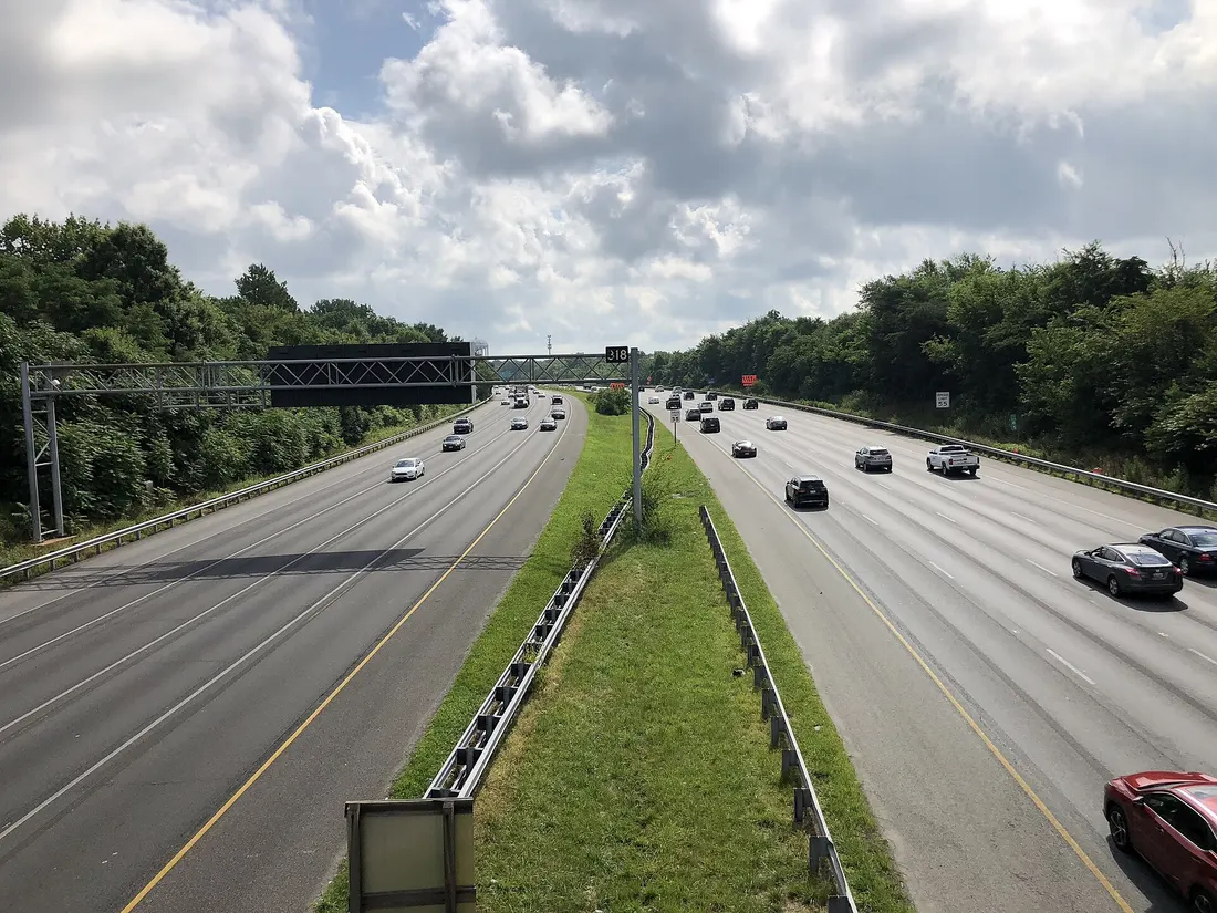 View north along Interstate 95 and Interstate 495 (Capital Beltway) from the overpass for Auth Road in Morningside, Prince George's County, Maryland