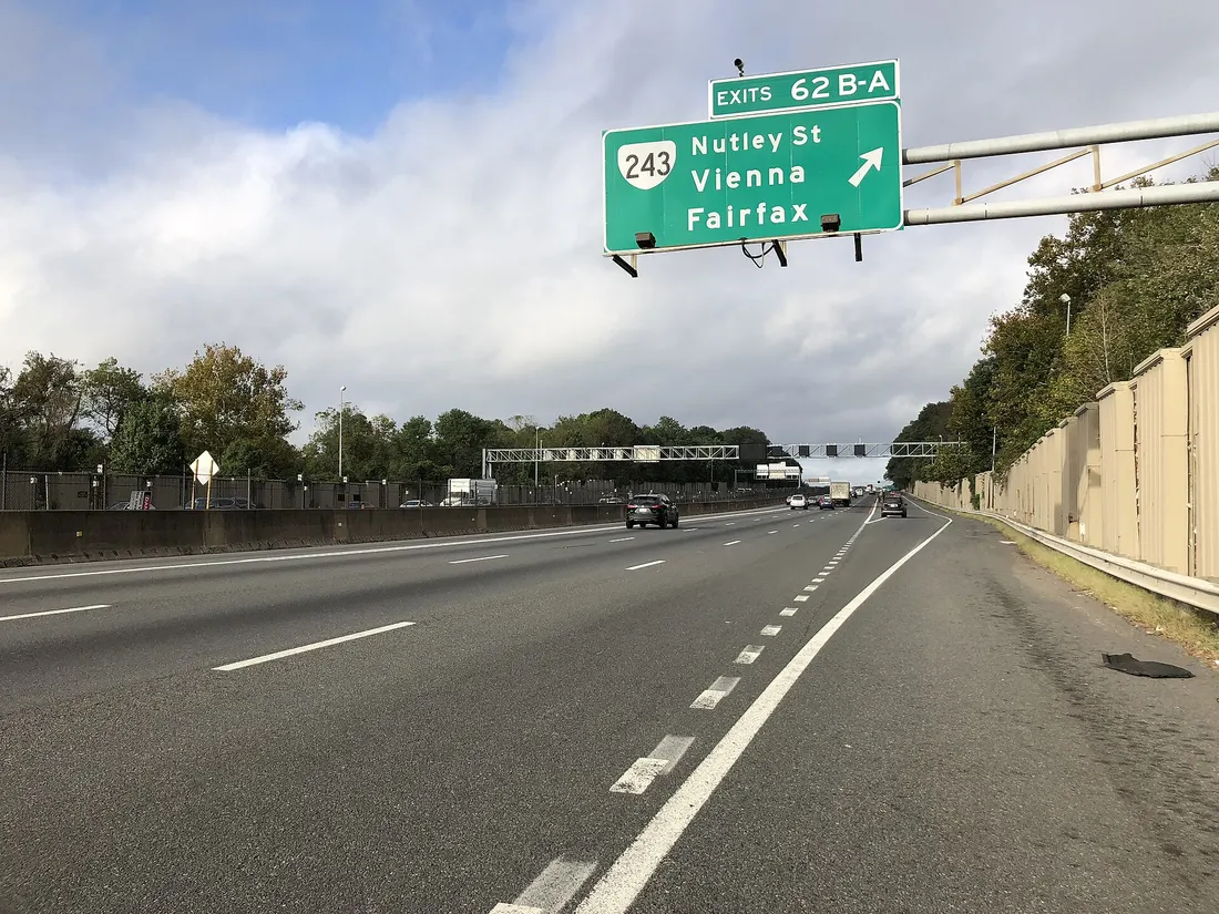 View west along Interstate 66 at Exit 62B-A (Virginia State Route 243 - Nutley Street, Vienna, Fairfax) in Vienna, Fairfax County, Virginia