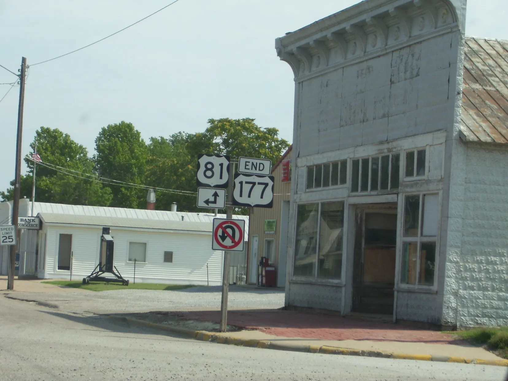 U.S. Route 177 's northern terminus in South Haven, Kansas .